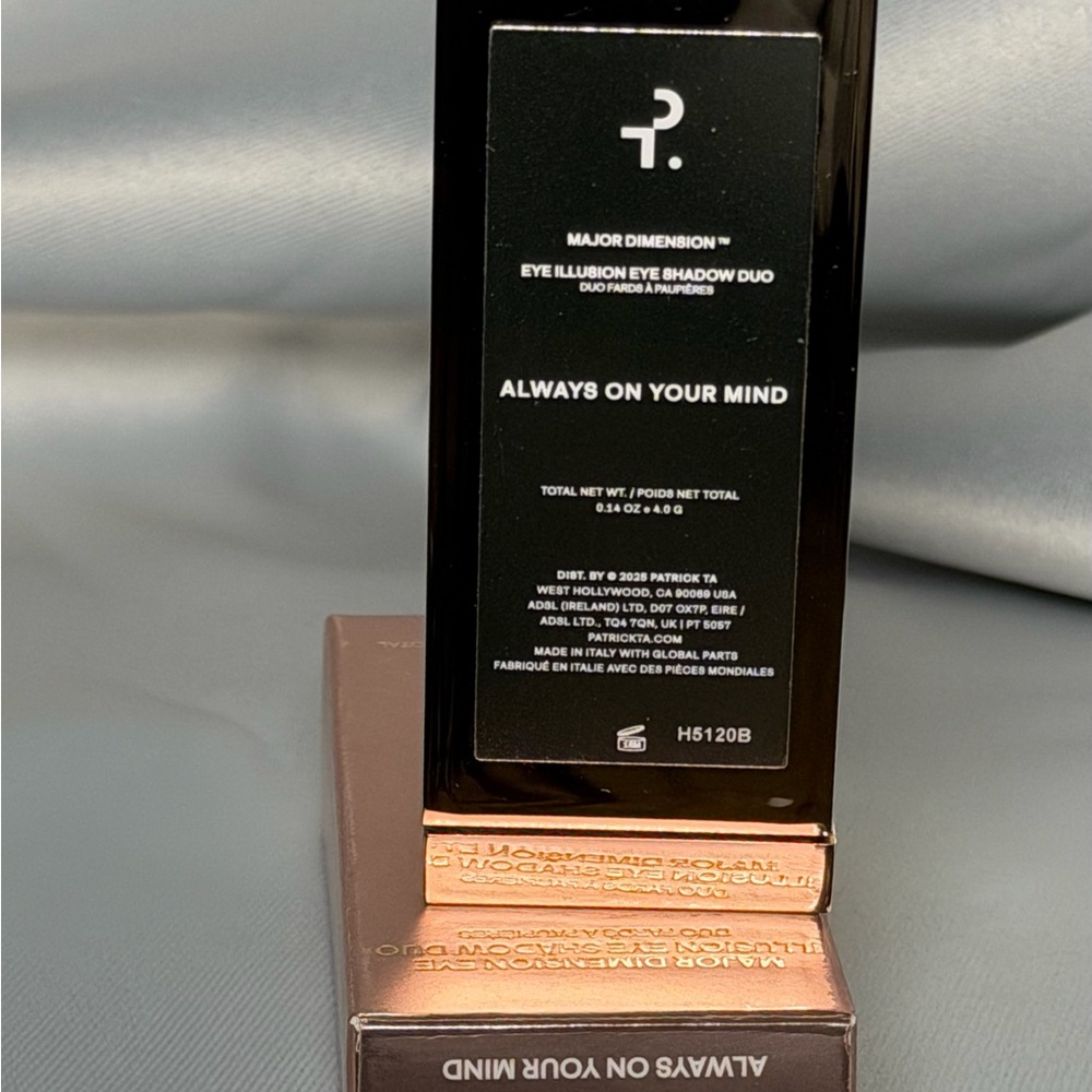 Patrick Ta Major Dimension Eye Illusion Eyeshadow Duo in Always On My Mind - Picture 6 of 7